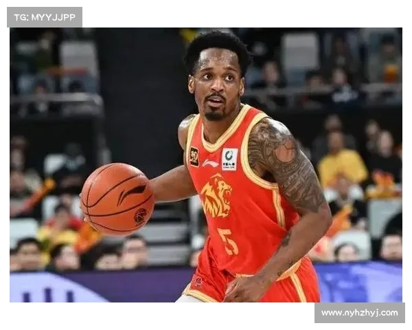 布朗大显身手助广厦轻松战胜对手展现强大实力