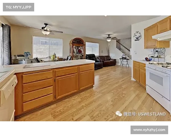 拉什福德分享与家人温馨合照感动网友展现家庭幸福时光